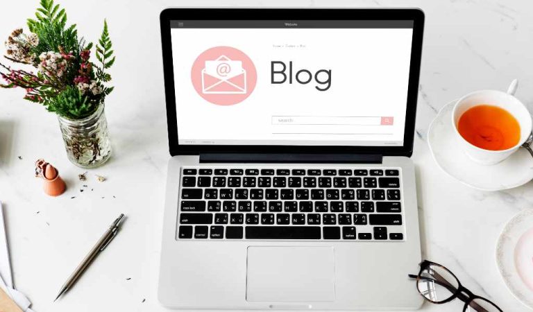 How to start a business blog